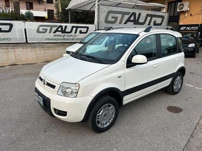 Bianco Usata 2012 Fiat Panda 4x4 Climbing Utilitaria | 4490 € (Buon prezzo)