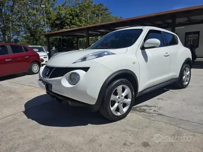 Usata Nissan Juke Tekna 110 CV (80 kW) 2010 Bianco SUV