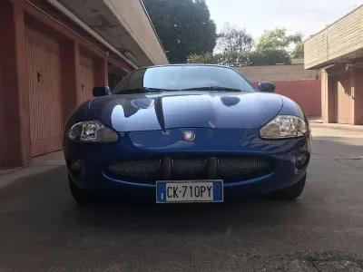 Usata Jaguar XKR 363 CV (266 kW) 1999 Coupé