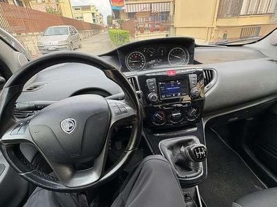 Usata Lancia Zeta 133 CV (97 kW) 2015 Monovolume