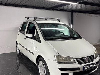 Usata Fiat Idea Dynamic 95 CV (69 kW) 2012 Grigio Monovolume