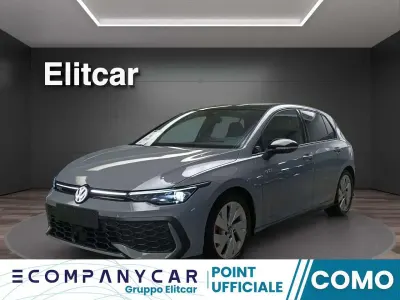Usata VW Golf VIII GTI 265 CV (194 kW) 2025 Grigio delfino met. Berlina