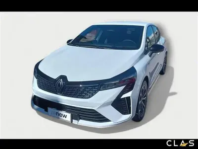 Usata Renault Clio Techno 145 CV (106 kW) 2025 Bianco Utilitaria