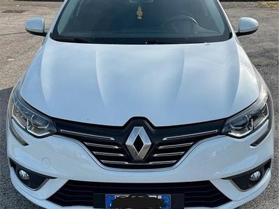 Usata Renault Mégane IV Zen 110 CV (80 kW) 2016 Bianco Berlina