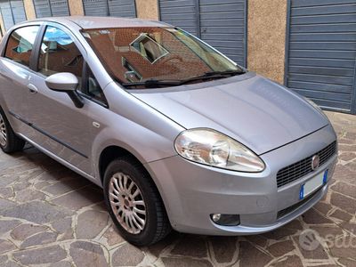 usata Fiat Grande Punto 5p 1.4 natural power Dynamic 77c