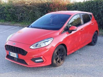 Usata Ford Fiesta ST-Line 86 CV (63 kW) 2018 Rosso Utilitaria