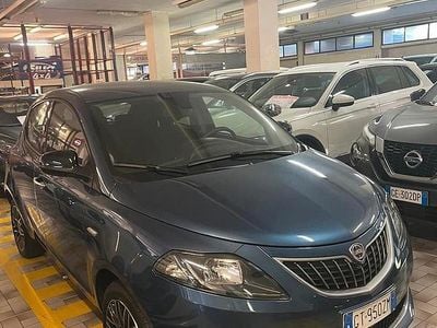 Usata Lancia Ypsilon S 69 CV (50 kW) 2024 Blu Utilitaria