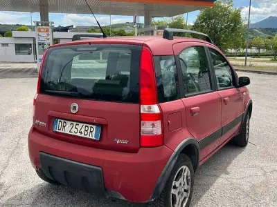 Usata Fiat Panda Climbing 60 CV (44 kW) 2008 Rosso Utilitaria