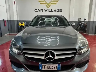 Usata Mercedes C180 Business 116 CV (85 kW) 2016 Grigio Berlina