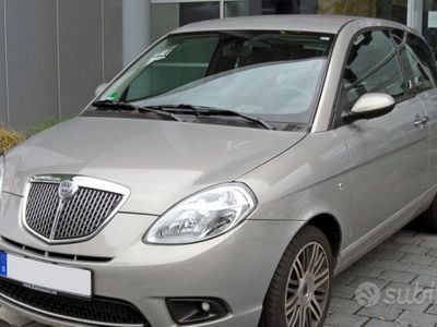 Usata Lancia Ypsilon 80 CV (58 kW) 2009 Grigio Utilitaria