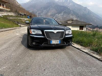 Usata Lancia Thema Platinum 239 CV (175 kW) 2013 Nero Berlina