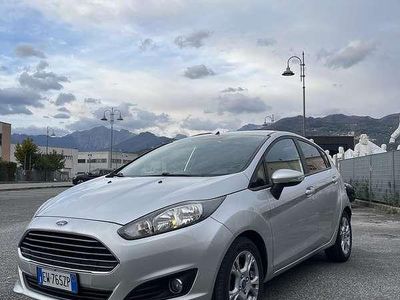 Second-hand Ford Fiesta 75 CP (55 kW) 2014 Hatchback