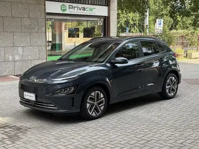Usata Hyundai Kona 27 kW (38 CV) 2023 Bluazzurro SUV