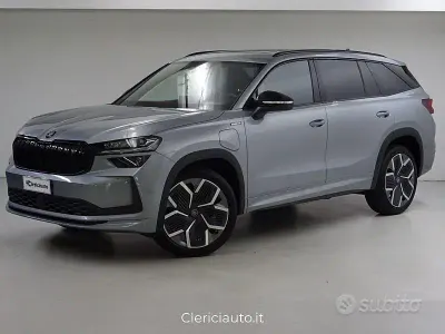 Nieuw Skoda Kodiaq SportLine 204 PK (150 kW) 2026 Grijs SUV