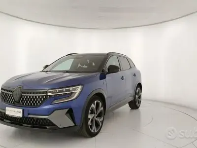 Usata Renault Austral 130 CV (95 kW) 2023 Blu SUV