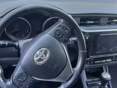 Usata Toyota Auris