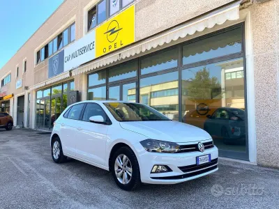 Usata VW Polo Comfortline 75 CV (55 kW) 2018 Bianco Utilitaria