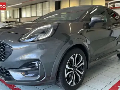 Usata Ford Puma ST-Line 125 CV (91 kW) 2024 Magnetic grey SUV