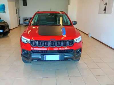 Usata Jeep Compass Trailhawk 241 CV (177 kW) 2021 Rosso SUV