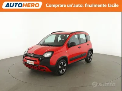 Begagnad Fiat Panda Cross Cross 69 HK (50 kW) 2020 Röd Halvkombi