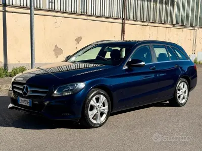 Usata Mercedes C200 Executive 136 CV (100 kW) 2015 Blu Station wagon