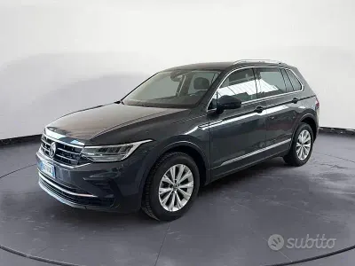 Usata VW Tiguan Life 150 CV (110 kW) 2023 Grigio SUV