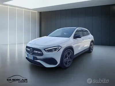 Usata Mercedes GLA200 Premium 150 CV (110 kW) 2021 Bianco SUV