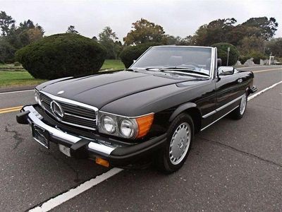 Usata Mercedes 560 227 CV (166 kW) 1988 Grigio Cabrio