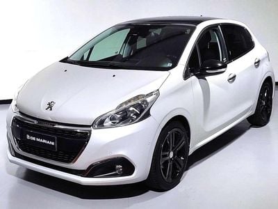 Usata Peugeot 208 GT-line 99 CV (72 kW) 2016 Ice white Utilitaria