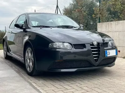 Usata Alfa Romeo 147 GTA 250 CV (183 kW) 2003 Nero Utilitaria