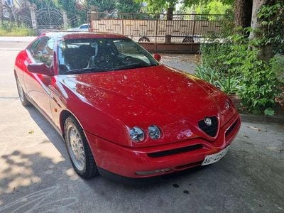 Usata Alfa Romeo GTV 150 CV (110 kW) 1996 Rosso Coupé