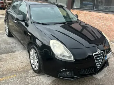 Usata Alfa Romeo Giulietta 105 CV (77 kW) 2011 Nero Utilitaria