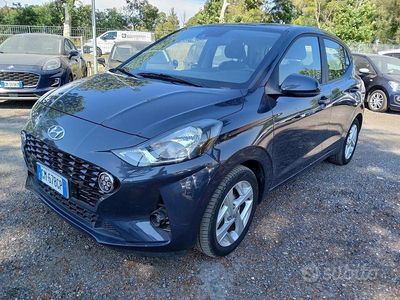 Usata Hyundai i10 67 CV (49 kW) 2023 Grigio Utilitaria