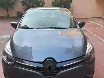 Usata Renault Clio IV 76 CV (55 kW) 2019 Grigio Berlina