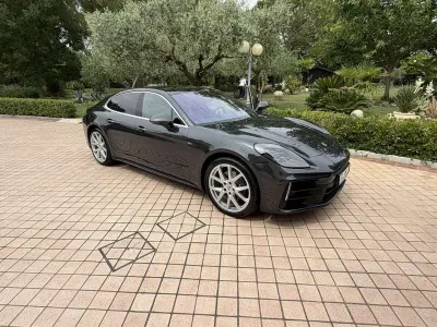 Usata Porsche Panamera 354 CV (260 kW) 2025 Utilitaria