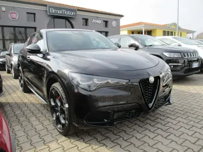 Nuova Alfa Romeo Stelvio Veloce 209 CV (153 kW) 2026 Nero SUV