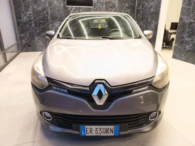 Usata Renault Clio IV 73 CV (53 kW) 2013 Grigio Berlina