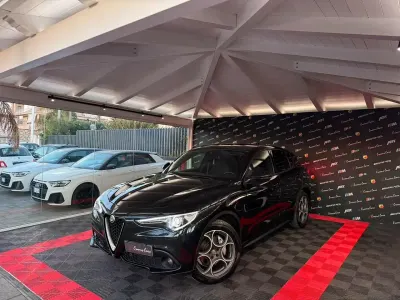 Usata Alfa Romeo Stelvio 190 CV (139 kW) 2022 Nero SUV