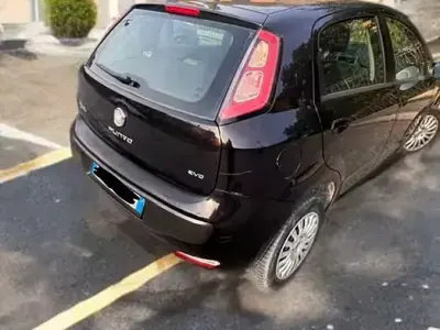 Usata Fiat Punto Evo 77 CV (56 kW) 2009 Utilitaria