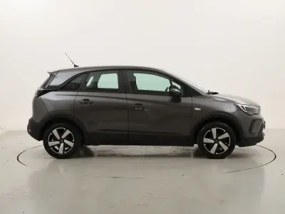 Usata Opel Crossland Edition 83 CV (61 kW) 2022 Grigiogrigio SUV