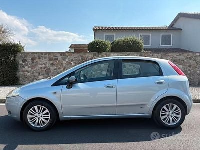Usata Fiat Punto 75 CV (55 kW) 2007 Utilitaria
