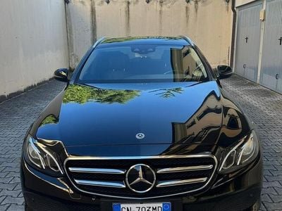 Mercedes E220