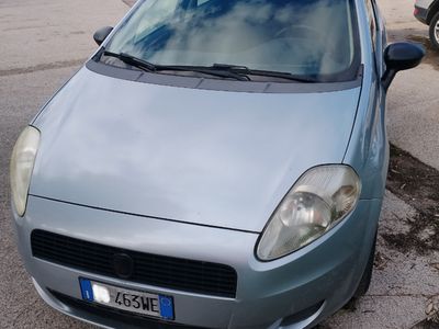 Usata Fiat Grande Punto 65 CV (47 kW) 2008 Grigio Utilitaria