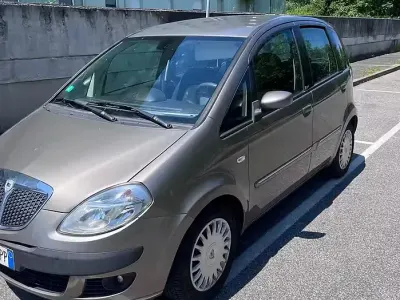 Usata Lancia Musa 95 CV (69 kW) 2006 Monovolume