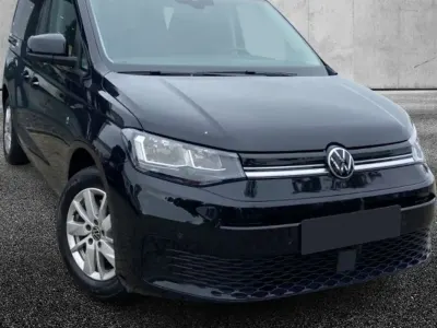 Usata VW Caddy Life 122 CV (89 kW) 2021 Nero Monovolume