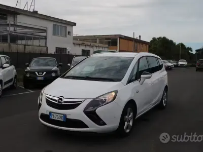 Usata Opel Zafira Tourer Cosmo 136 CV (100 kW) 2015 Bianco Monovolume