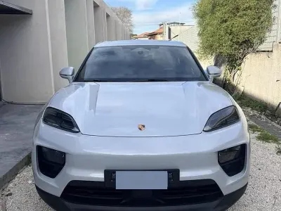 Usata Porsche Macan Electric 119 kW (163 CV) 2024 Grigio SUV