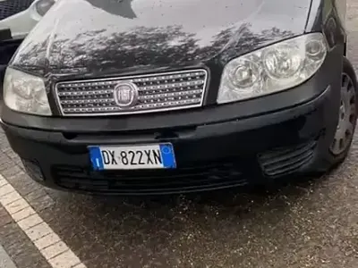Usata Fiat Punto 60 CV (44 kW) 2009 Nero Utilitaria