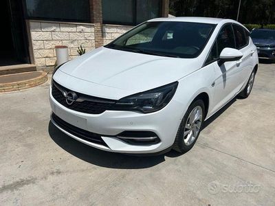 Usata Opel Astra Business Elegance 105 CV (77 kW) 2021 Bianco Berlina