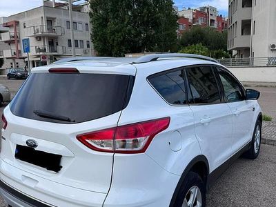Usata Ford Kuga Business Edition 120 CV (88 kW) 2015 Bianco SUV
